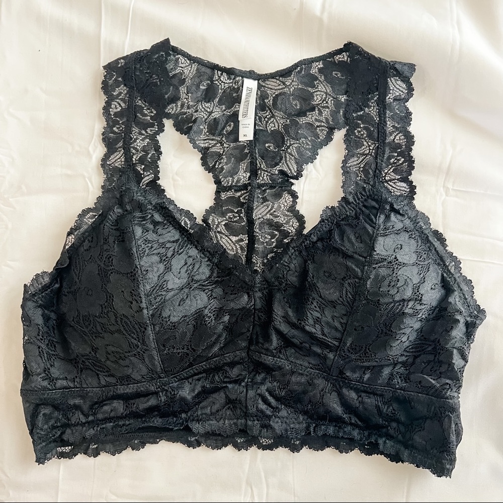 Zenana Lace Padded Bralette - Black - **NWOT**